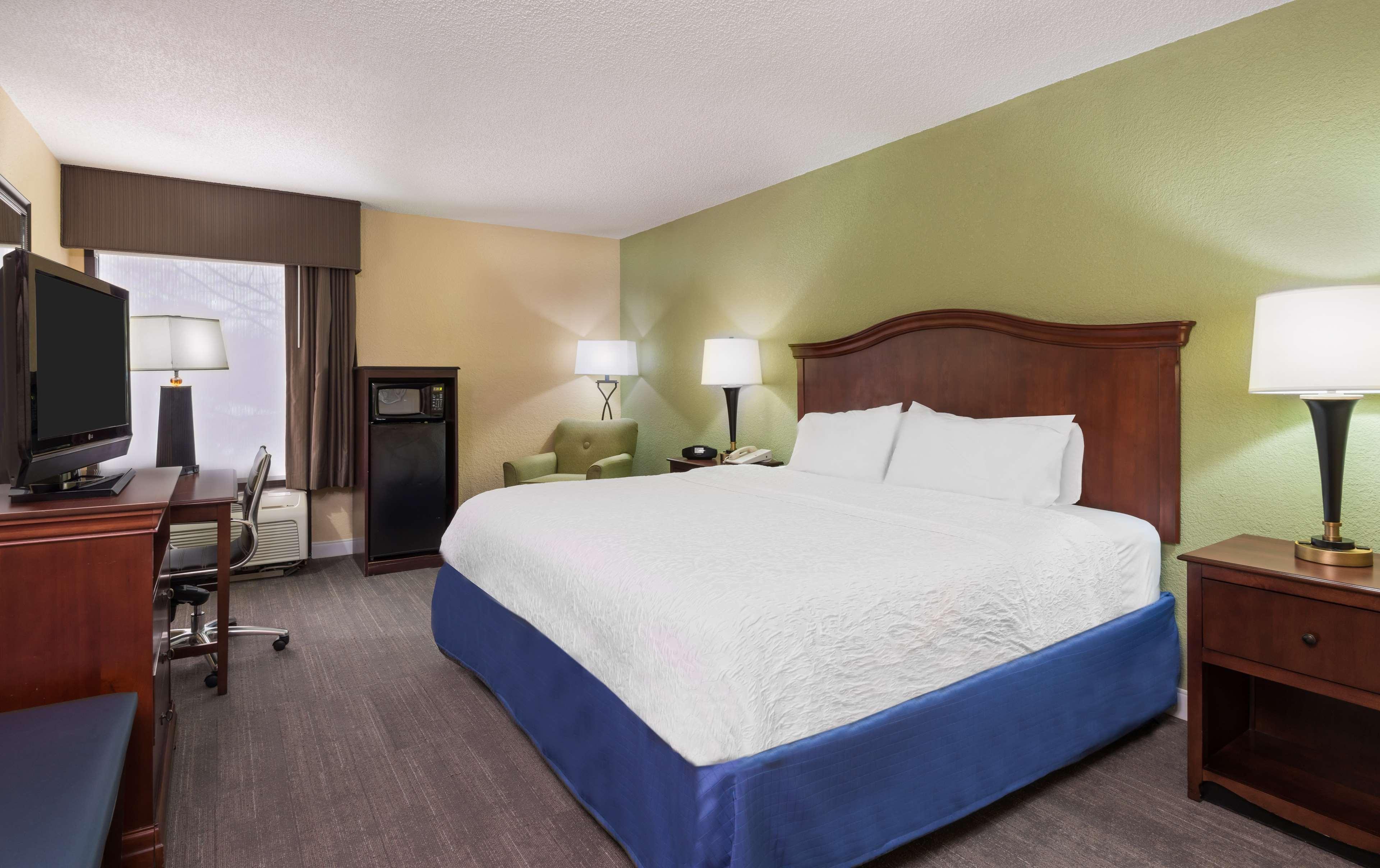 Hampton Inn Raleigh Cary Bagian luar foto