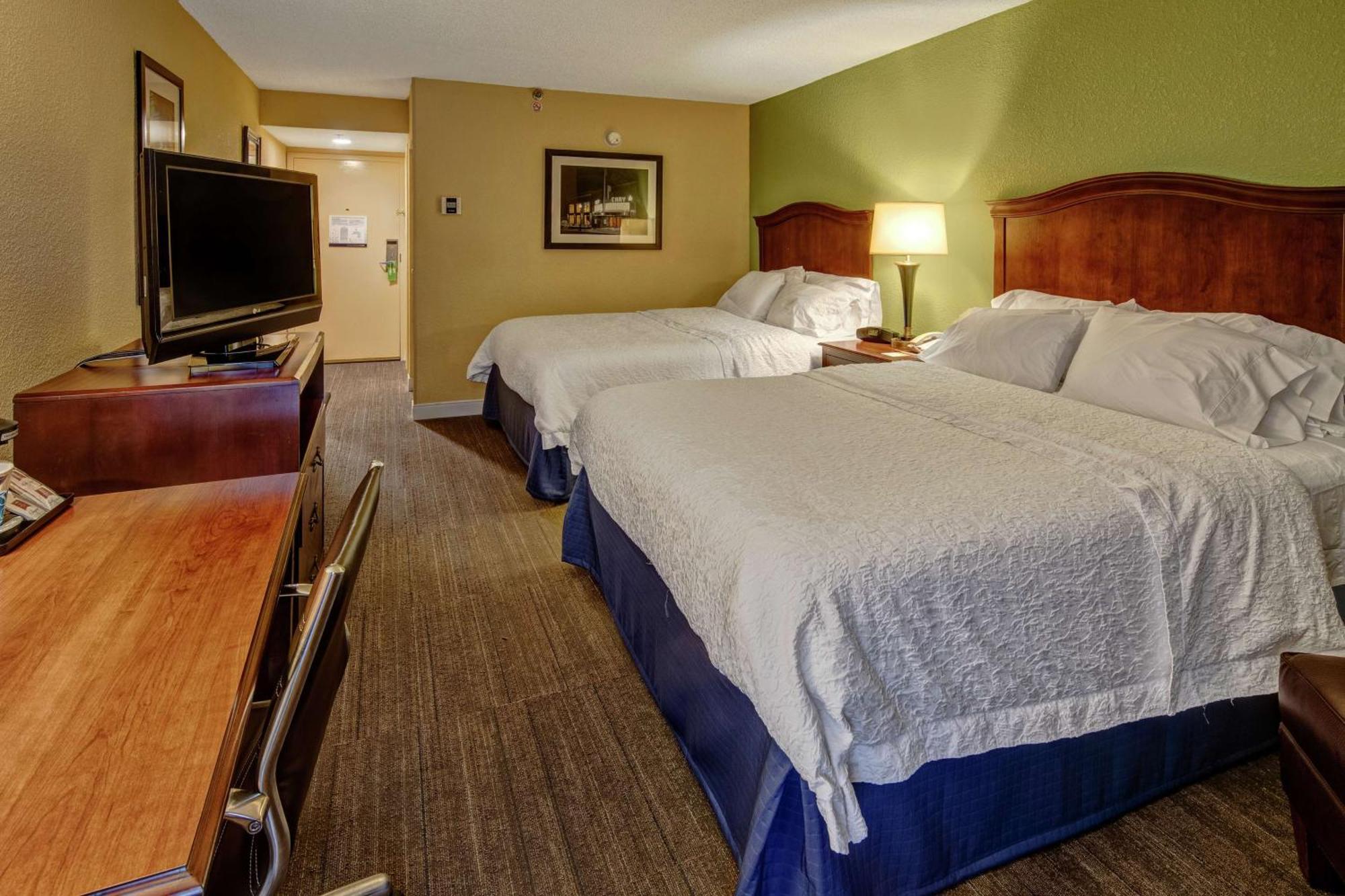 Hampton Inn Raleigh Cary Bagian luar foto