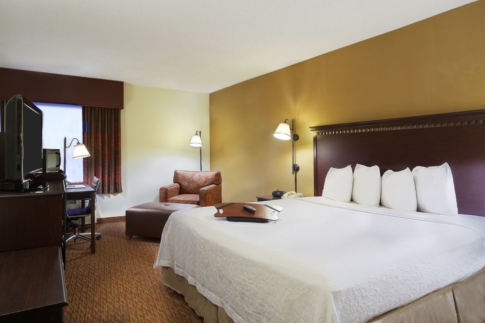 Hampton Inn Raleigh Cary Bagian luar foto