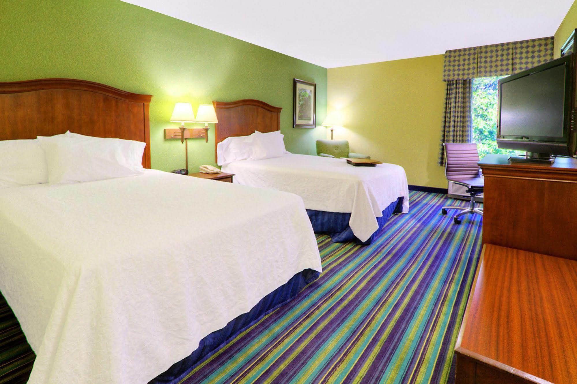 Hampton Inn Raleigh Cary Ruang foto