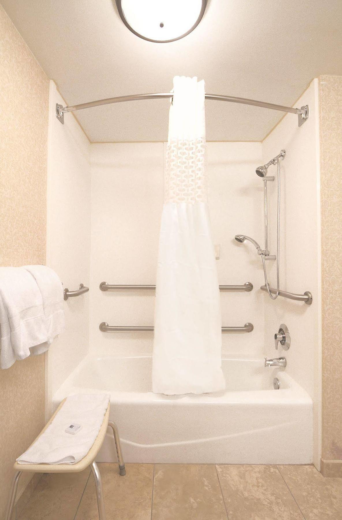 Hampton Inn Raleigh Cary Bagian luar foto