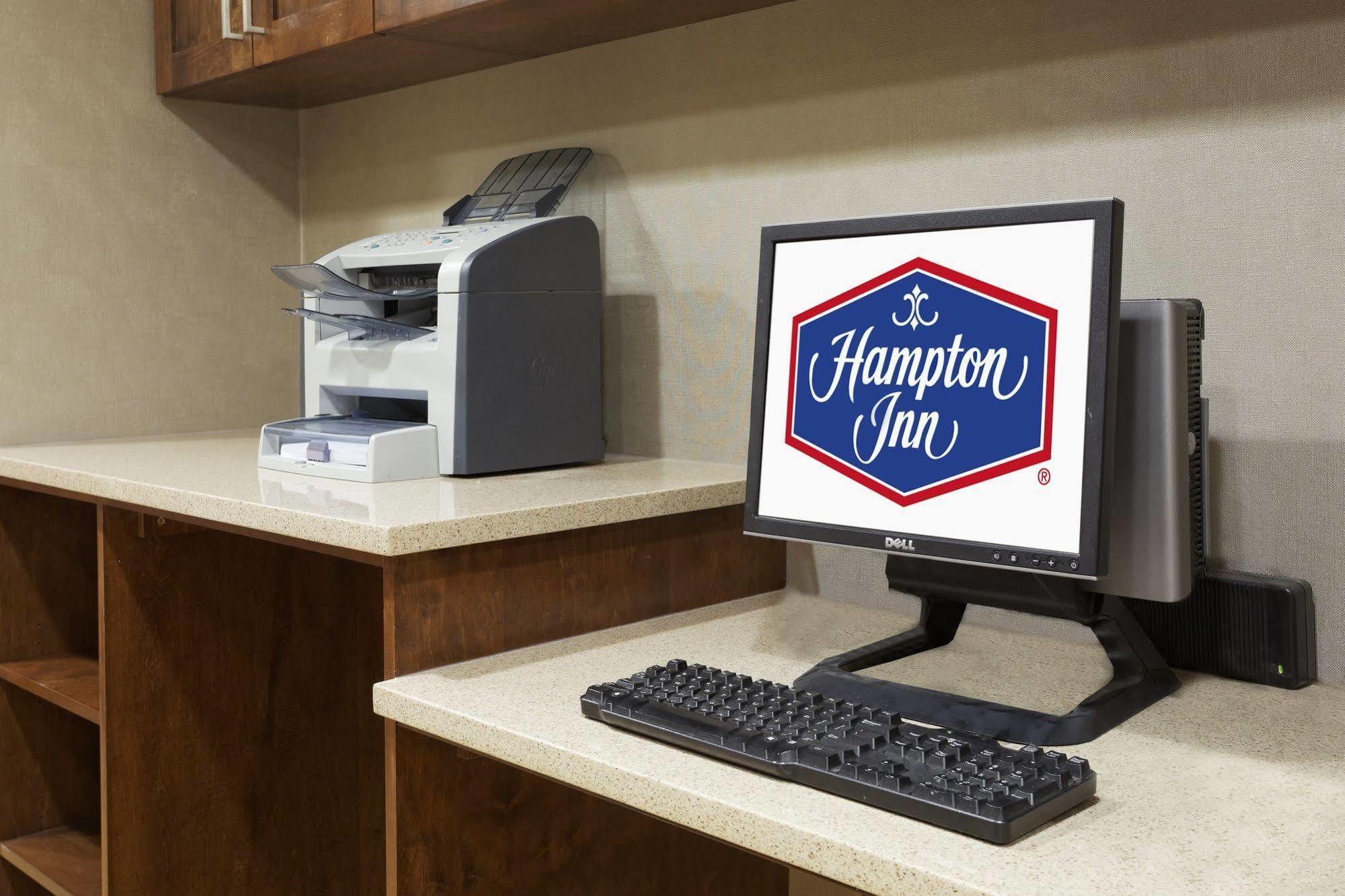 Hampton Inn Raleigh Cary Bagian luar foto